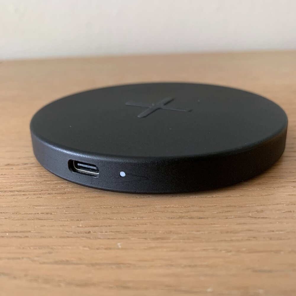 IKEA Livboj Wireless Black Charger for Phones, watches, tablets ect 904.470.58